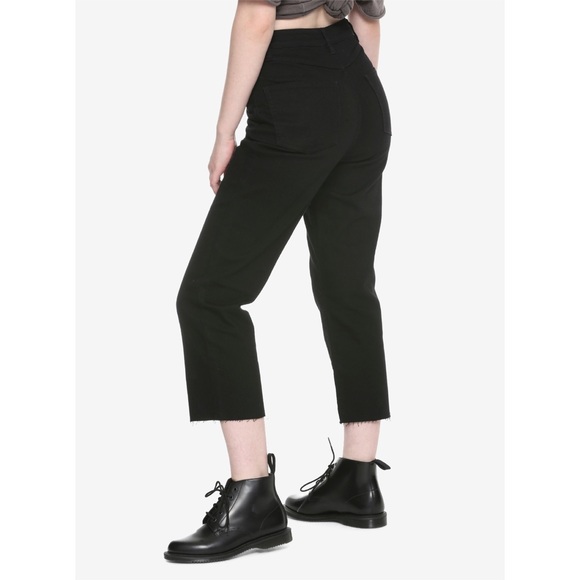 High Waisted Crop Frayed Raw Hem Ankle Jeans - Picture 3 of 6